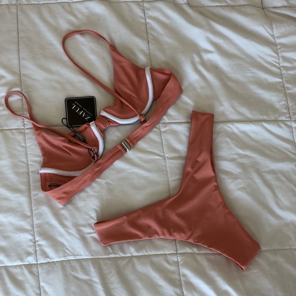 Sold - Picture 7 of 8